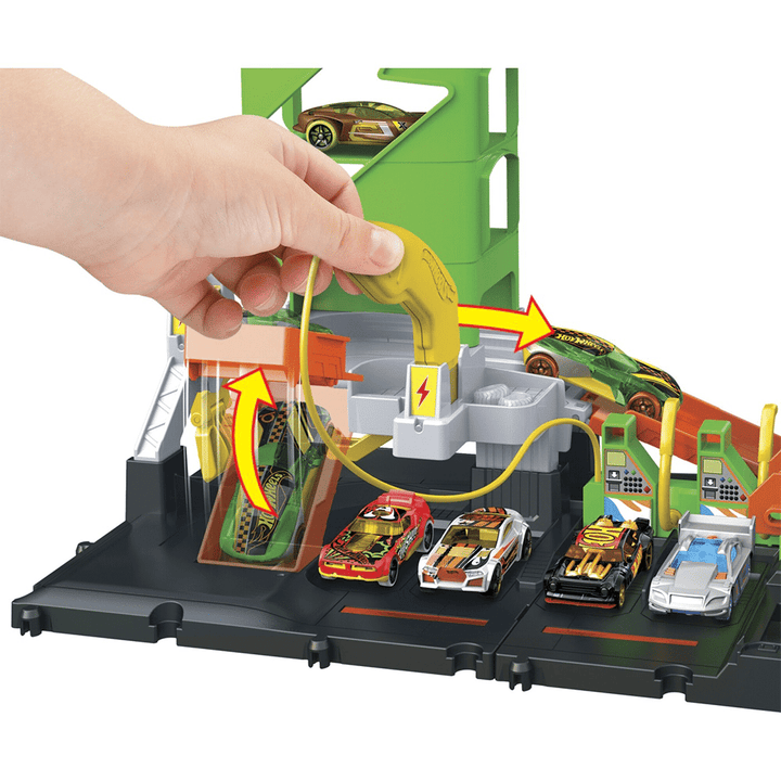 Mattel Hot Wheels City Super Recharge Fuel Station